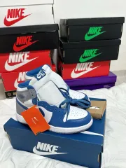 新品 NIKE ジョーダン1 レトロ ハイ OG TRUE BLUE