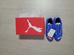 プーマ サッカーシューズ