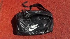 NIKE ジョーダン ダッフルバッグ 69L HF7294-010 ブラック - メルカリ