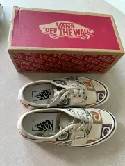 VANS ヴァンズ