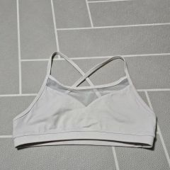 美品】lululemon ブラトップ ホワイト サイズ4 - メルカリ