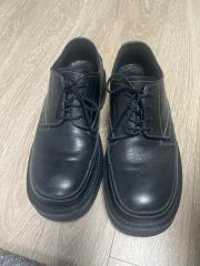 激レア】GCDS × Clarks コラボ レザーミュール（厚底） 黒 - メルカリ