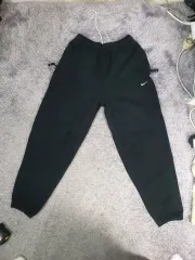 ナイキ ソロスウッシュ フリース ジョガー パンツ ブラック S