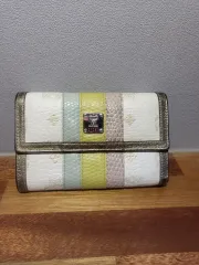 MCM 白 COLOR 財布
