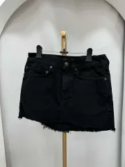 百貨店購入 バレンシアガ スカート 34サイズのサムネイル