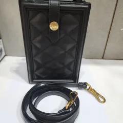 チャールズアンドキース キルティング ブラック ミニバック + ストラップ 収納ボックス用