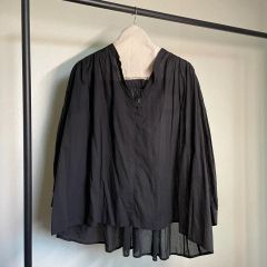 美品】SP エシュペー コットン ブラウス 黒 - メルカリ