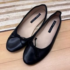 Odette e Odile 新品 黒リボンバレエシューズ 23 Odette e Odile ブラックバレエシューズ 23.5cm リボン 新 発売