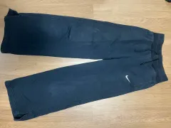 ナイキ スウッシュ トレーナー ジョガー パンツ ネイビー