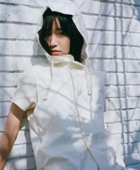 ホワイトフード付きリボンパーカー スナイデル UVカット - メルカリ