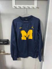 ミシガン大 Jordan ブランド Dri-fit ロング丈ジャケット M 新品 ミシガン大 Jordan ブランド Dri-fit ロング丈ジャケット M 新品