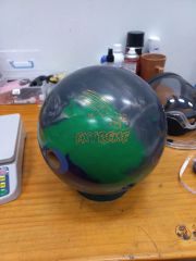 Honey Badger Extreme 2024ボウリングボール15ポンド - メルカリ