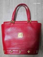 □MCM□大容量トートバッグ□本革□モノグラムのブランド名ロゴが一面