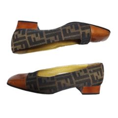 美品✨FENDI フェンディ ズッカ柄 ヒール ローファー パンプス 22.5