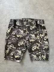 A BATHING APE アベイシングエイプ カモフラージュ パータン カーゴ パンツ