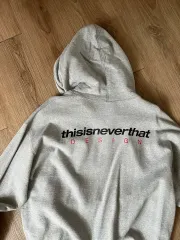 ディネデッ グレー フード Tシャツのサムネイル
