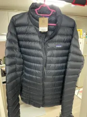 パタゴニア ダウン セーター ブラック XL 新品のサムネイル