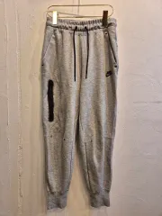 ナイキ グレー トレーナー ジョガー パンツ