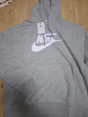 ナイキ プルオーバー フードTシャツ