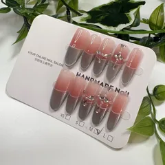ネイルチップ ピンク グラデーション グレー フレンチ ビジュー 韓国 ちゅるん 上品