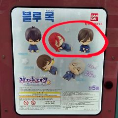ブルーロック マズル ホログラム缶バッジ 烏旅人 - メルカリ