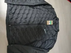新品 NIKE ダウン FB7557-010