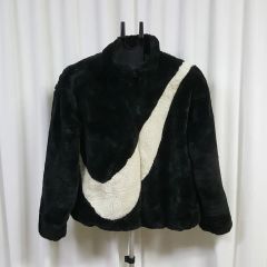 定価3.4万】ナイキ フェザー混 ダウンジャケット 軽量 L - メルカリ