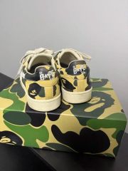 希少】KAWS × BAPE コラボスニーカー グリーン 27.5cm 箱付き - メルカリ