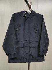 BURBERRY フード付きウインドブレーカー レッド - メルカリ