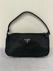 PRADA ナイロン ミニショルダーバッグ ブラック1Nl545 - メルカリ