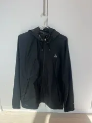 ナイキ ACG ジャケット ウィンドブレーカー