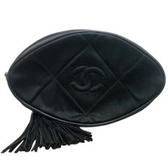 シャネル　ラムスキン　ポーチ　フリンジ 希少】CHANEL シャネル フリンジ サテン×ラムスキン ポーチ ブラック