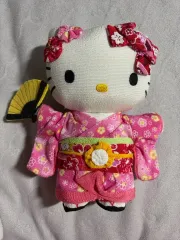 着物 ハローキティ ぬいぐるみ 出品