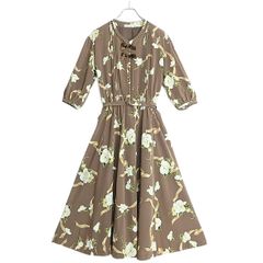 美品 2024年モデル インゲボルグ パールカメリアpt.スタンドカラー