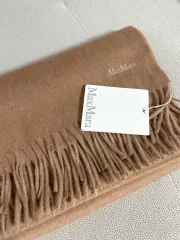 MAX MARA マックスマーラ カシミアショール&マフラーです 新品ですのサムネイル