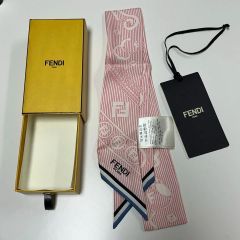 新品✨ FENDI フェンディ ラッピー ズッカ リボンスカーフ シルク 箱