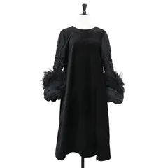 COMME des GARCONS コムデギャルソン ワンピース ブラック 黒 サイズ:S / ベロア 袖切替 Aライン ワンピース / ギャザー チュール ミディ丈 膝下 長袖 / 日本製 / トップス ドレス【レディース】【中古】のサムネイル