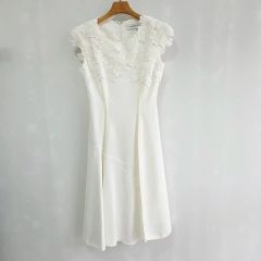 〓FENDI〓 WHITE 3Dフラワー ふくれジャガード zip ワンピース - メルカリ