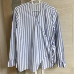 MARILYN MOON 長袖 プリーツシャツ ライトブルー - メルカリ