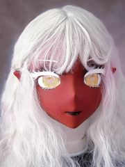 中古　着ぐるみ　マスク 黒ロング赤目 ウィッグ傷あり kigurumi 中古 着ぐるみ マスク 黒ロング赤目 ウィッグ傷あり kigurumi - メルカリ