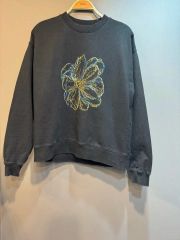 Niche. フラワー刺繍スウェット インド製 ハンド刺繍 コットン 花柄 