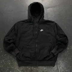 105 NIKE ナイキ ウィンドランナー ウィンドブレーカー