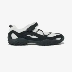 FILA フィラ シャチュール バックル v2 ブラック 250のサムネイル