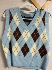 GUESS ベストのサムネイル