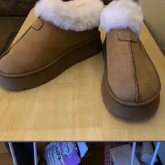 ★美品★厚底ムートンブーツ　24.5cm