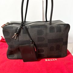 正規品 バリー マルチフォンウォレットバッグ スマホショルダー - メルカリ