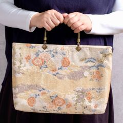 大島紬 パステルカラーのお花尽くし リメイク バンブーハンドルバッグ