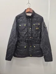 BARBOUR INTERNATIONAL ブラック キルティング ジャケットのサムネイル