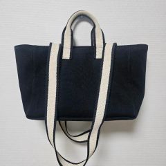 完売品】PARISロゴ ブラックショルダートートバッグ MINI - メルカリ