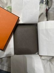 ギフト包装済HERMESエルメス【新品未開封】充電器 《パドック 